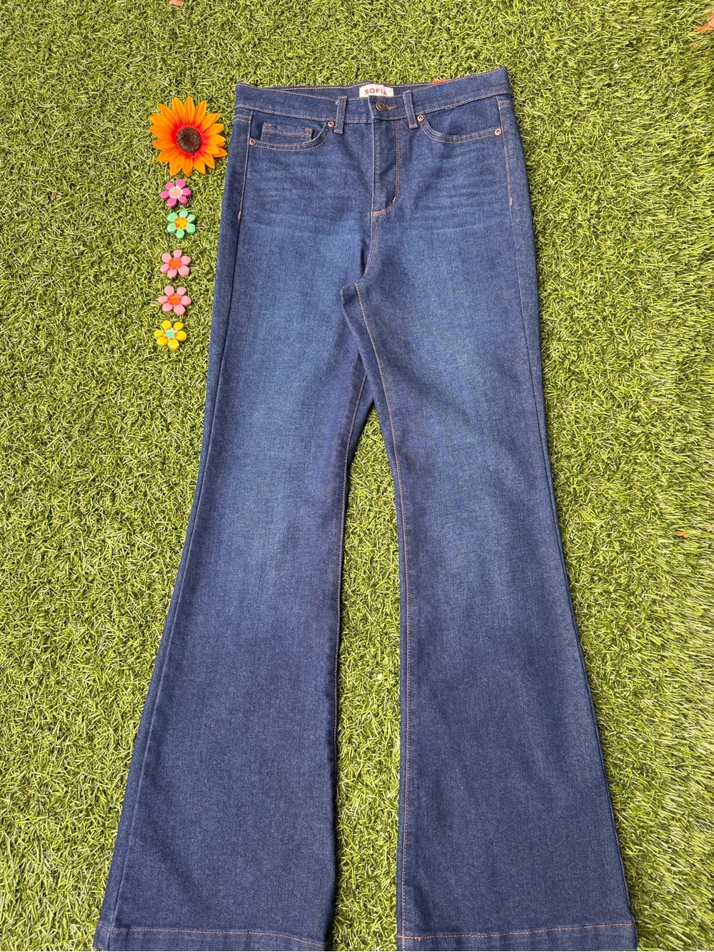 💙🤍NWT Sofia Vergara Melissa Flare Jeans 6 High Rise Dark Wash Luxe Denim